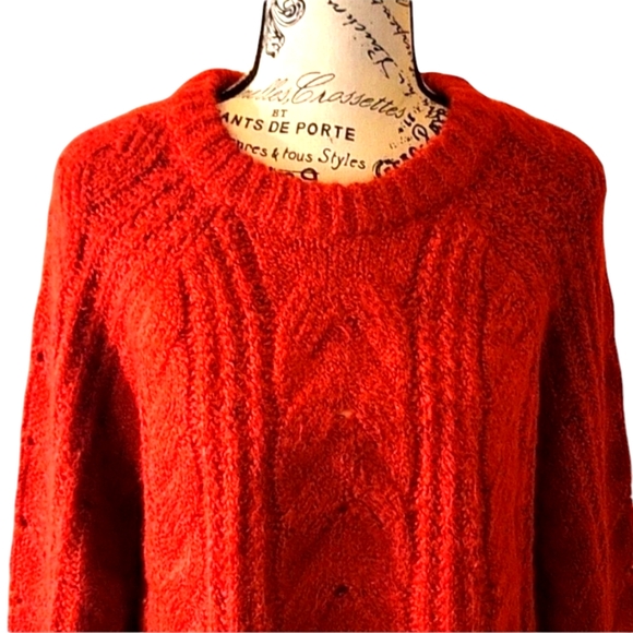 Universal Thread New Red Cable Knit Crew Neck Pullover Sweater Sz S, New - Picture 4 of 9